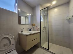 1 Canberra (D27), Condominium #618334621